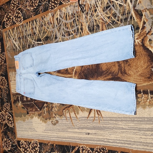 High rise jeans - Picture 12 of 12